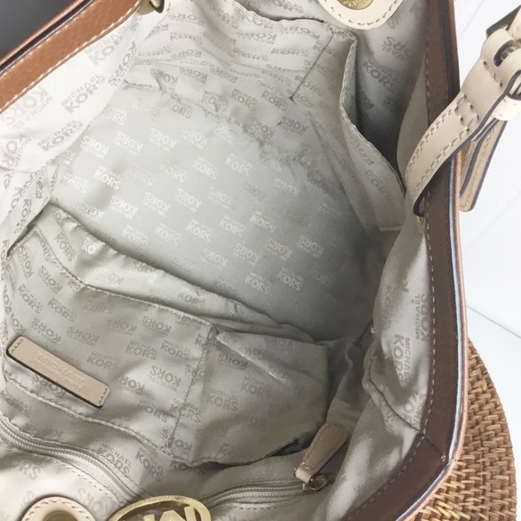 Michael Kors Light Brown Leather Shoulder Bag Purse - Picture 6 of 6